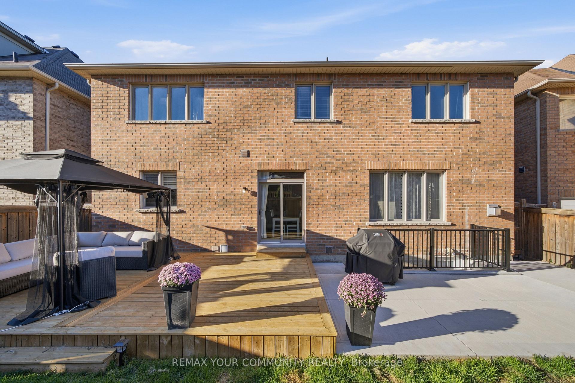 Photo 52 of 1042 Wilbur Pipher Circle, Newmarket, Stonehaven-Wyndham — HOMEH