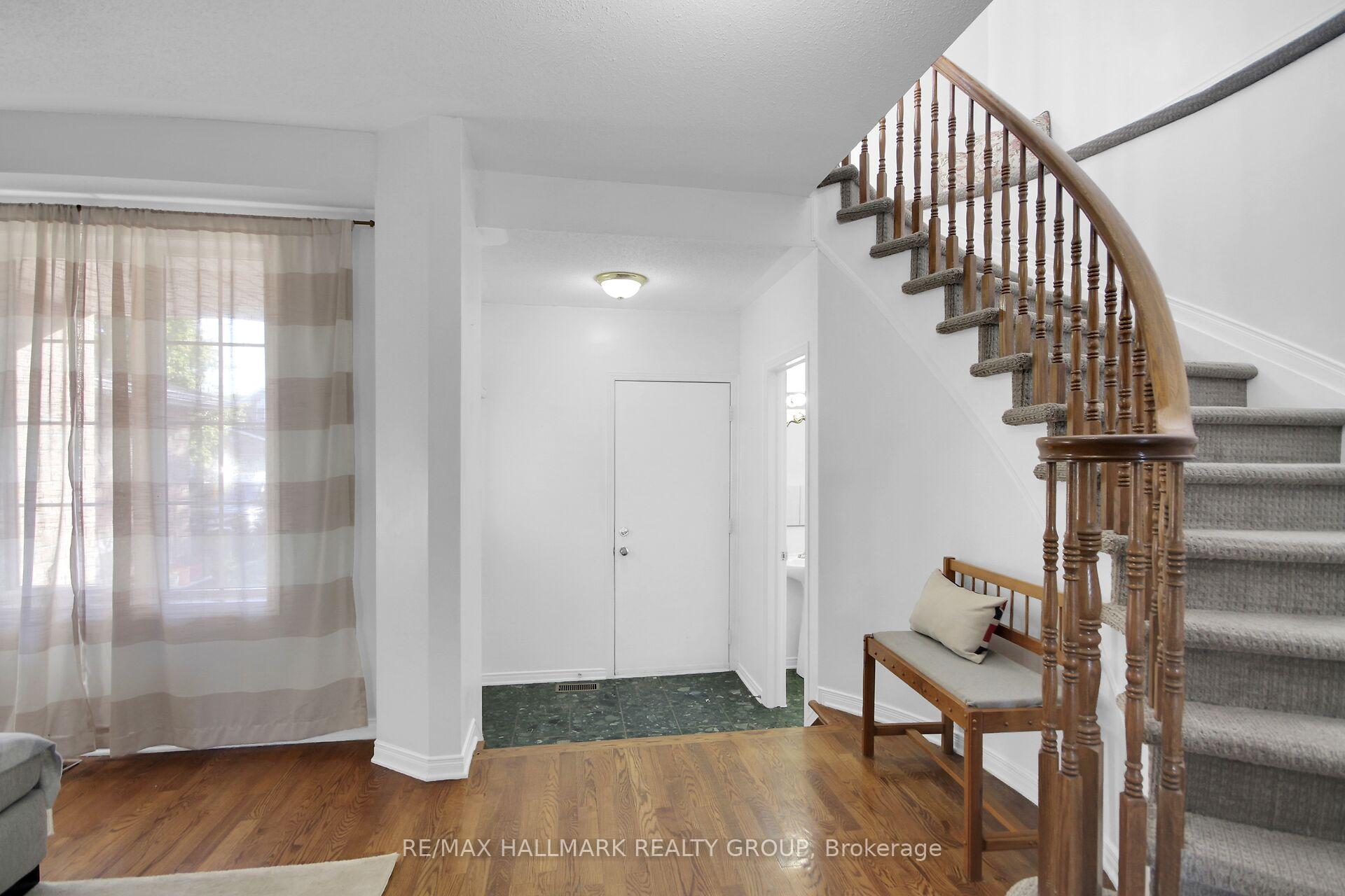 Photo 3 of 62 Sutcliffe Terrace, Ottawa, Barrhaven - Longfields — HOMEH