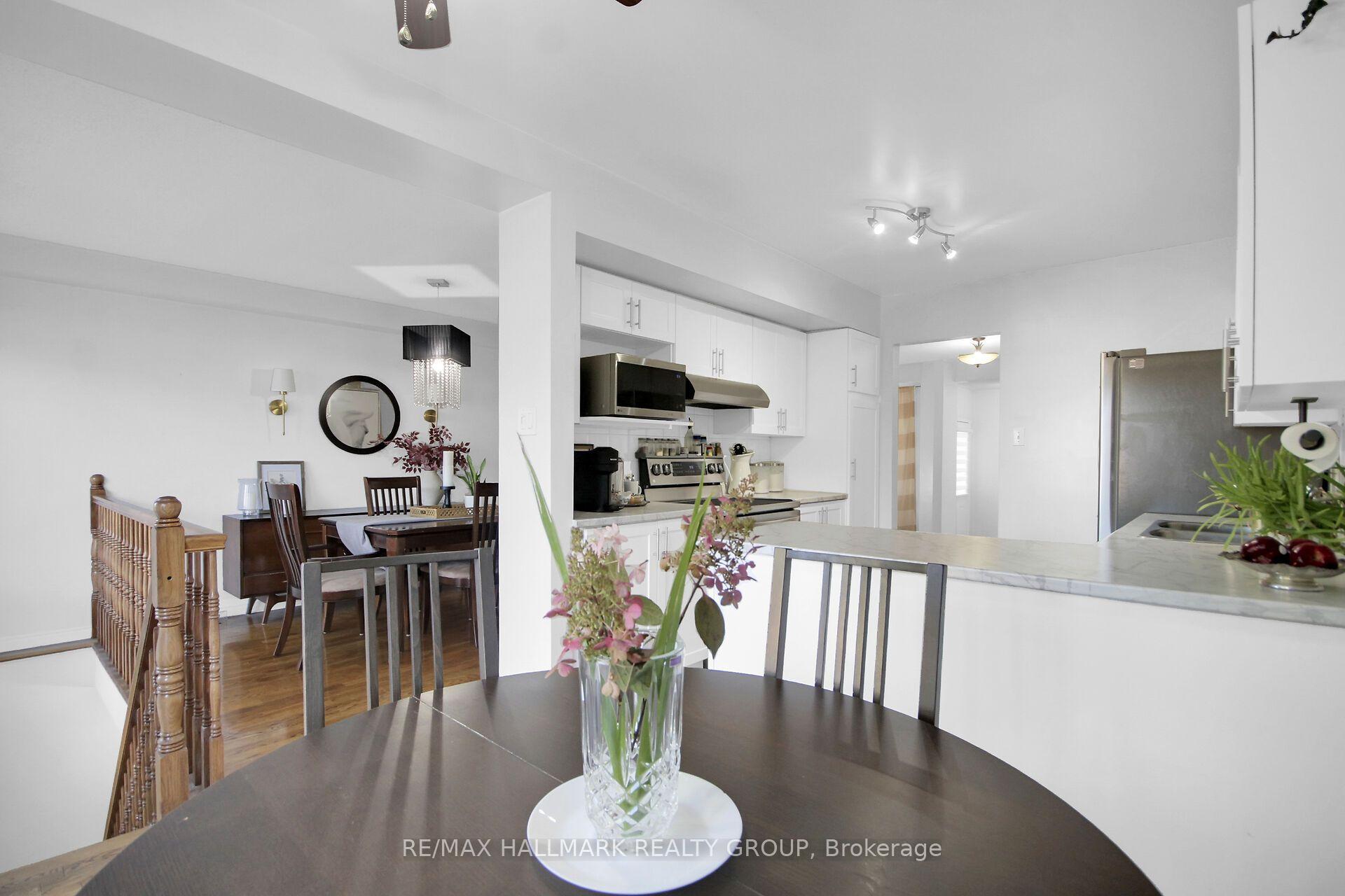 Photo 18 of 62 Sutcliffe Terrace, Ottawa, Barrhaven - Longfields — HOMEH