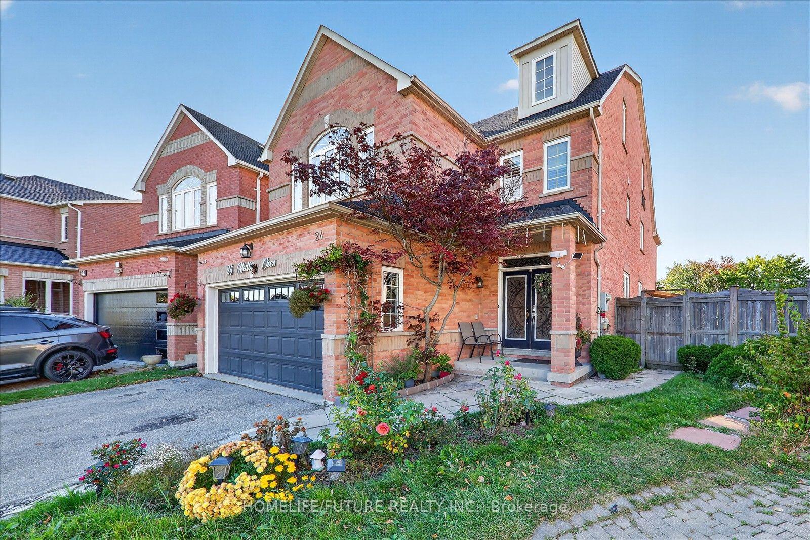 Photo 3 of 24 Medley Crescent, Markham, Milliken Mills East — HOMEH