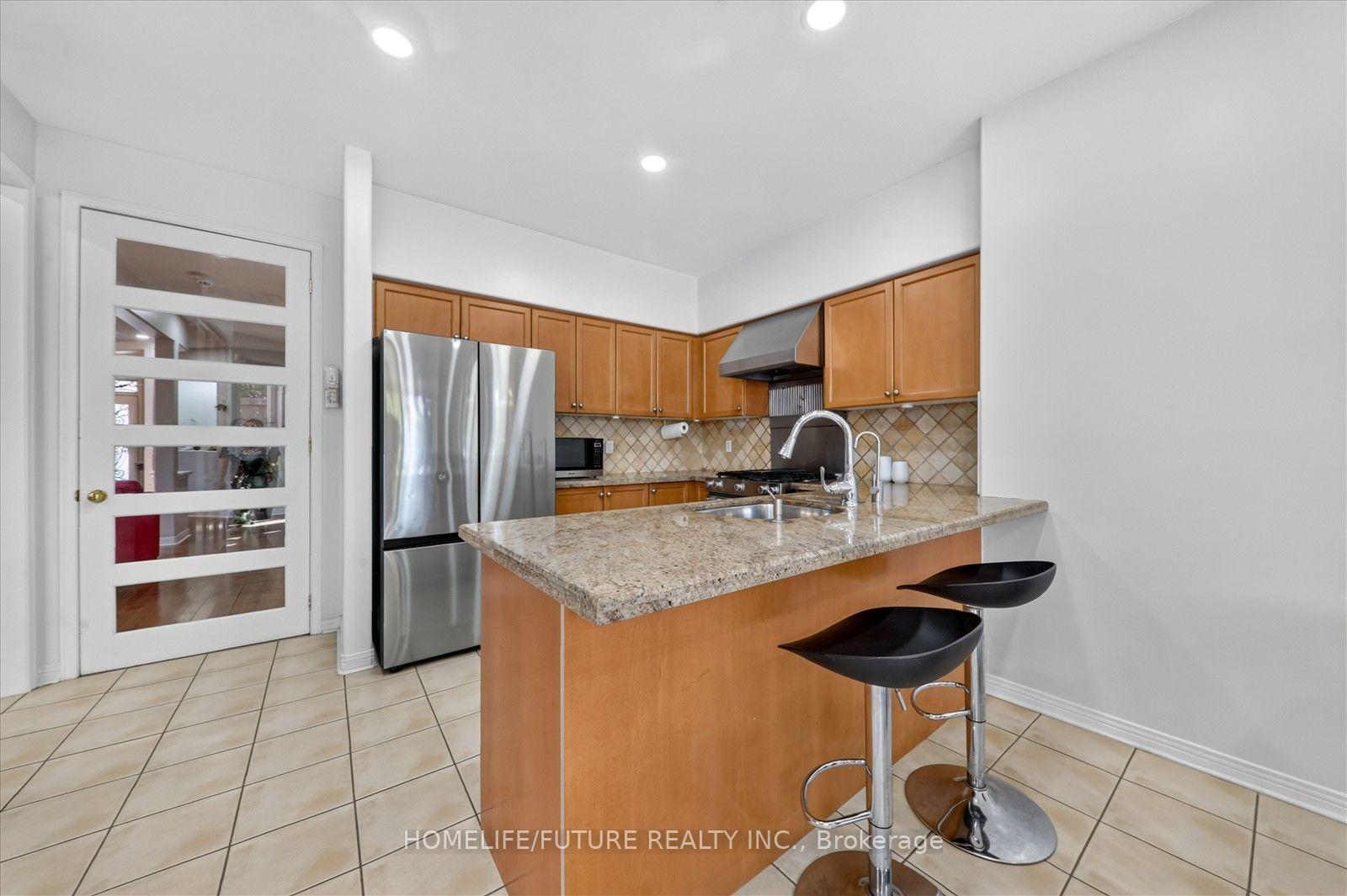 Photo 15 of 24 Medley Crescent, Markham, Milliken Mills East — HOMEH