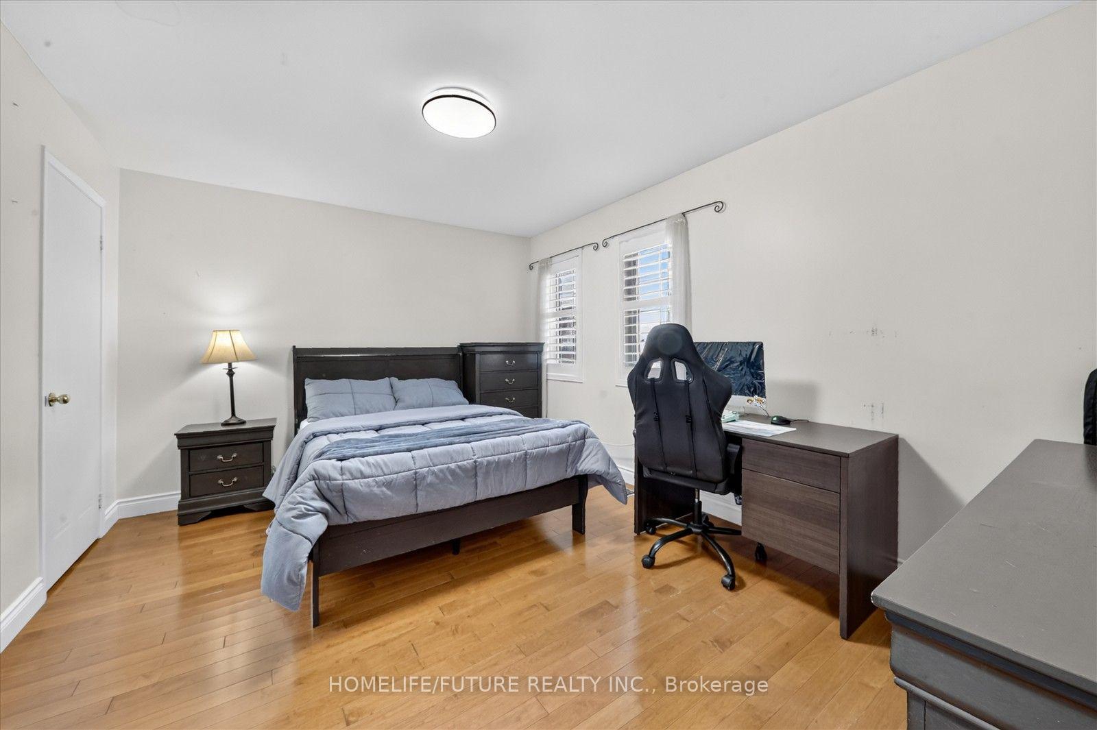 Photo 34 of 24 Medley Crescent, Markham, Milliken Mills East — HOMEH