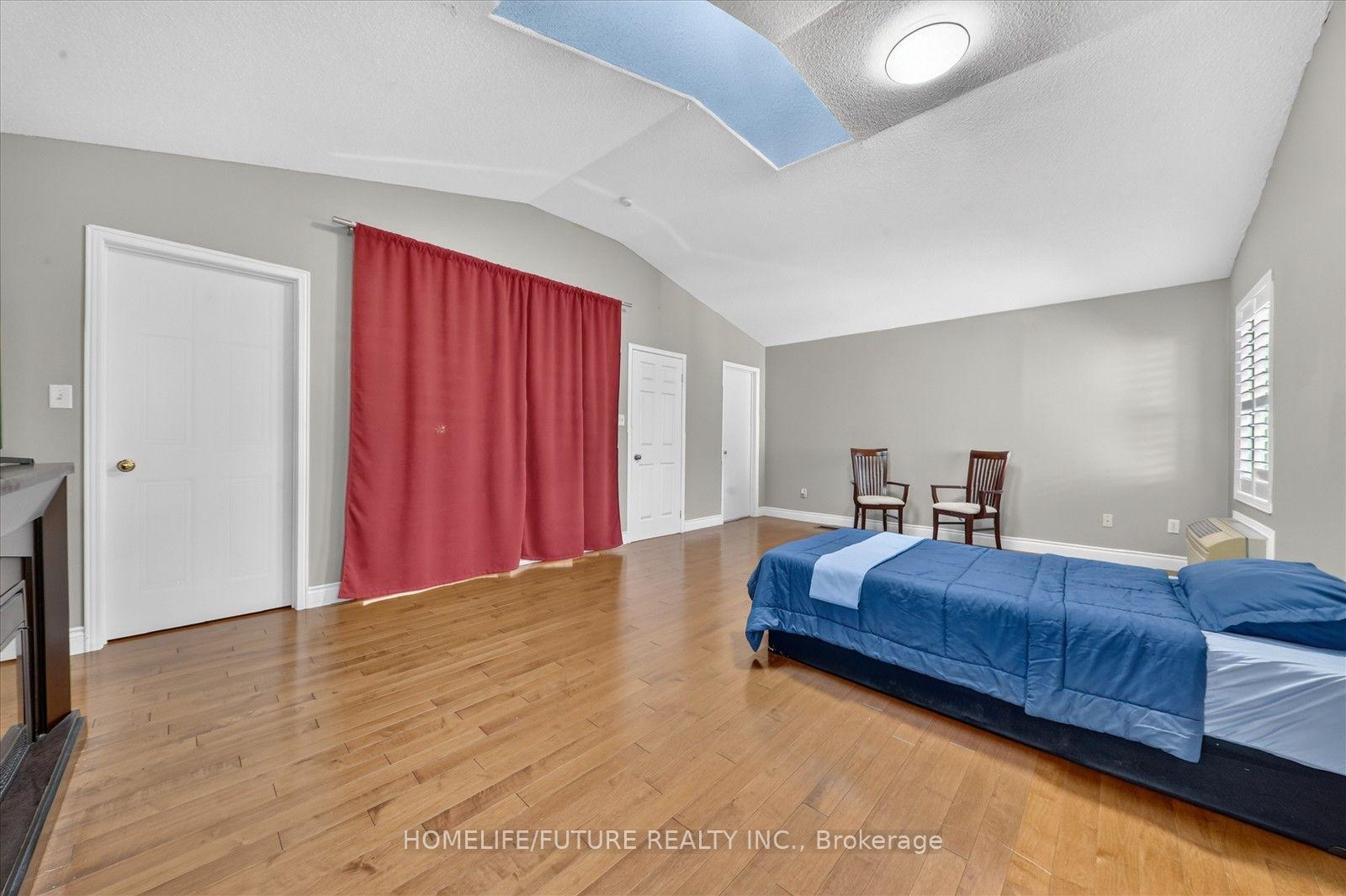 Photo 38 of 24 Medley Crescent, Markham, Milliken Mills East — HOMEH