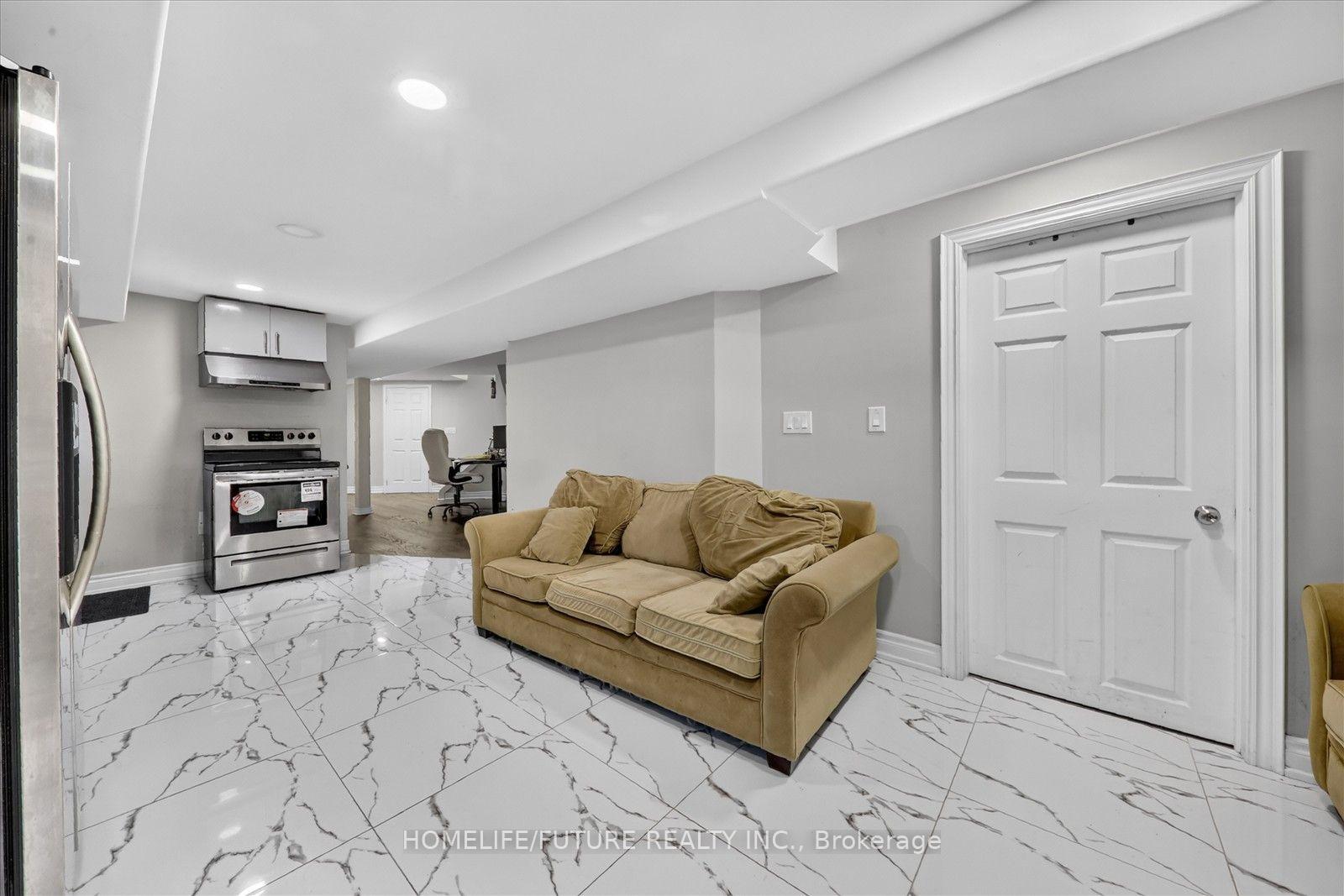 Photo 45 of 24 Medley Crescent, Markham, Milliken Mills East — HOMEH