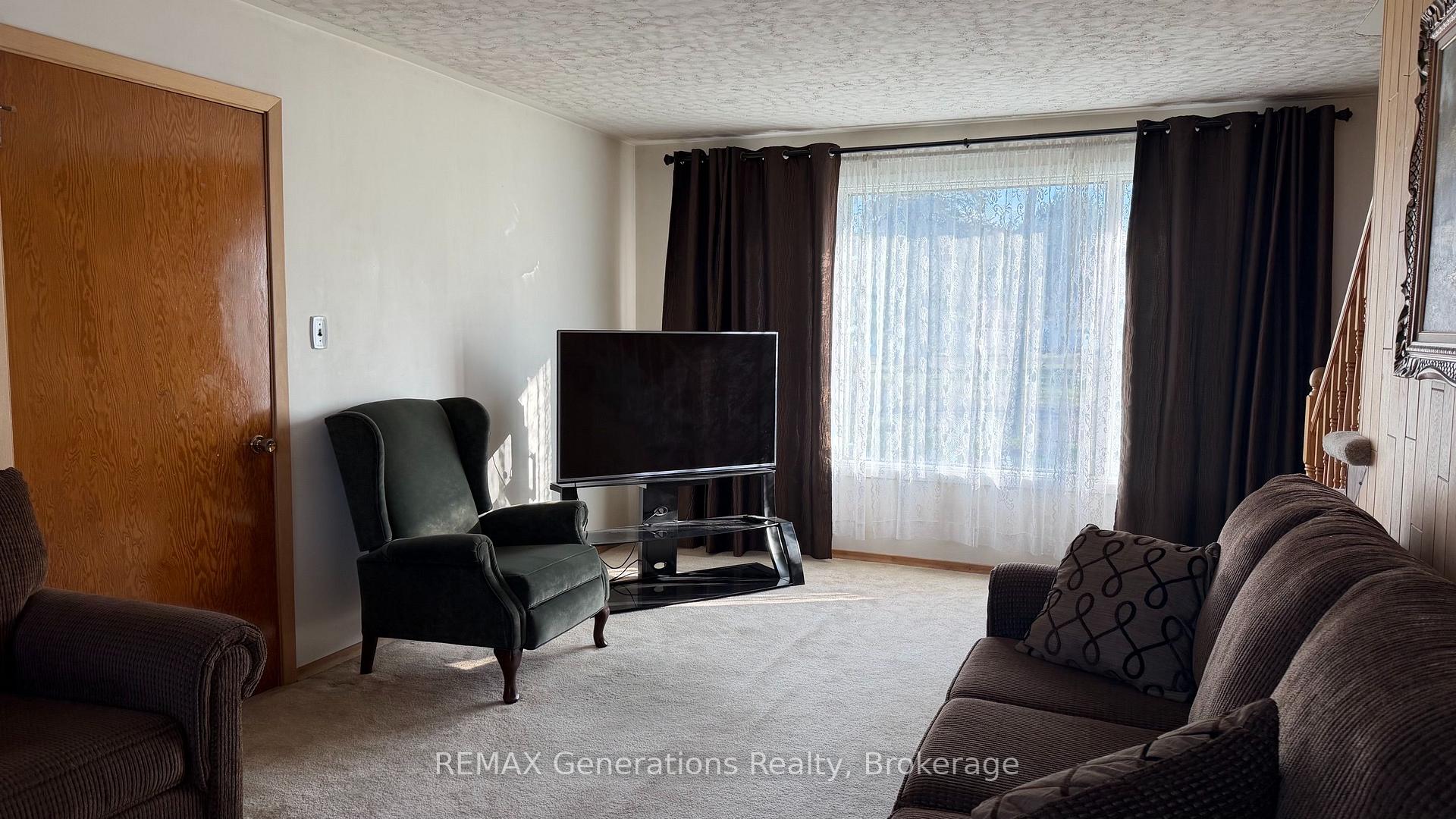 Photo 2 of 3 Poplar Crescent, Terrace Bay, TB-92 — HOMEH