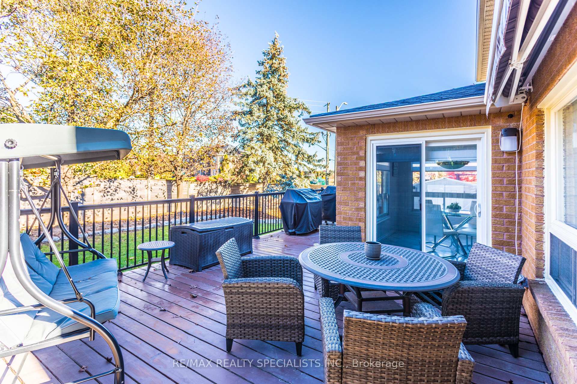 Photo 44 of 1 Burwash Court, Brampton, Heart Lake West — HOMEH