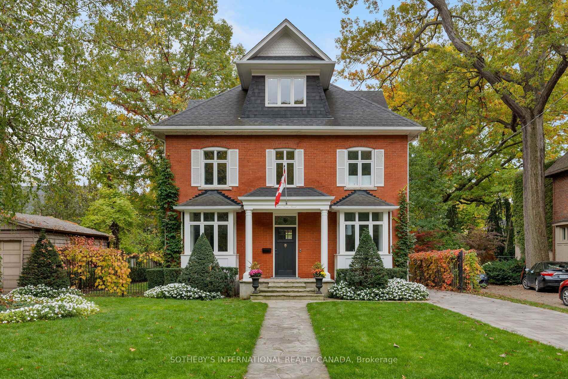 Photo 1 of 1 Nina Street, Toronto, Casa Loma — HOMEH