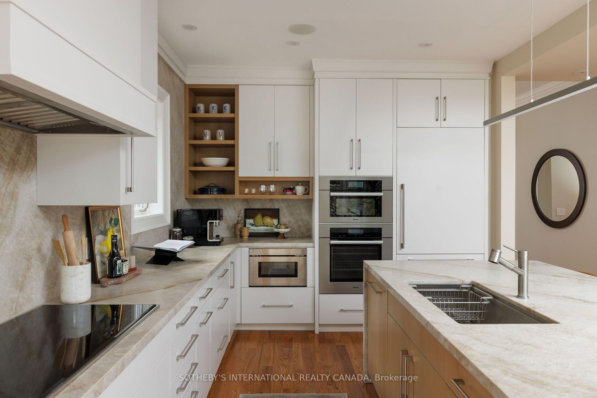 Photo 9 of 1 Nina Street, Toronto, Casa Loma — HOMEH