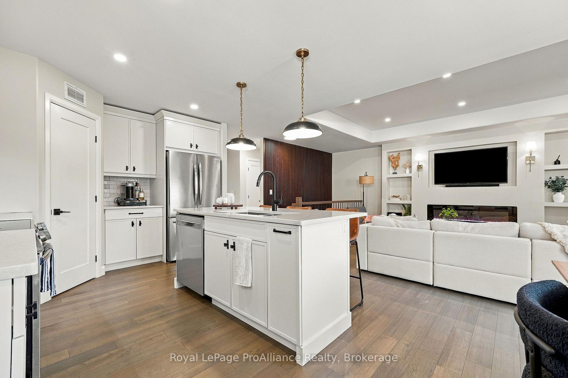 Photo 14 of 14 Horton Court, Belleville, Belleville Ward — HOMEH