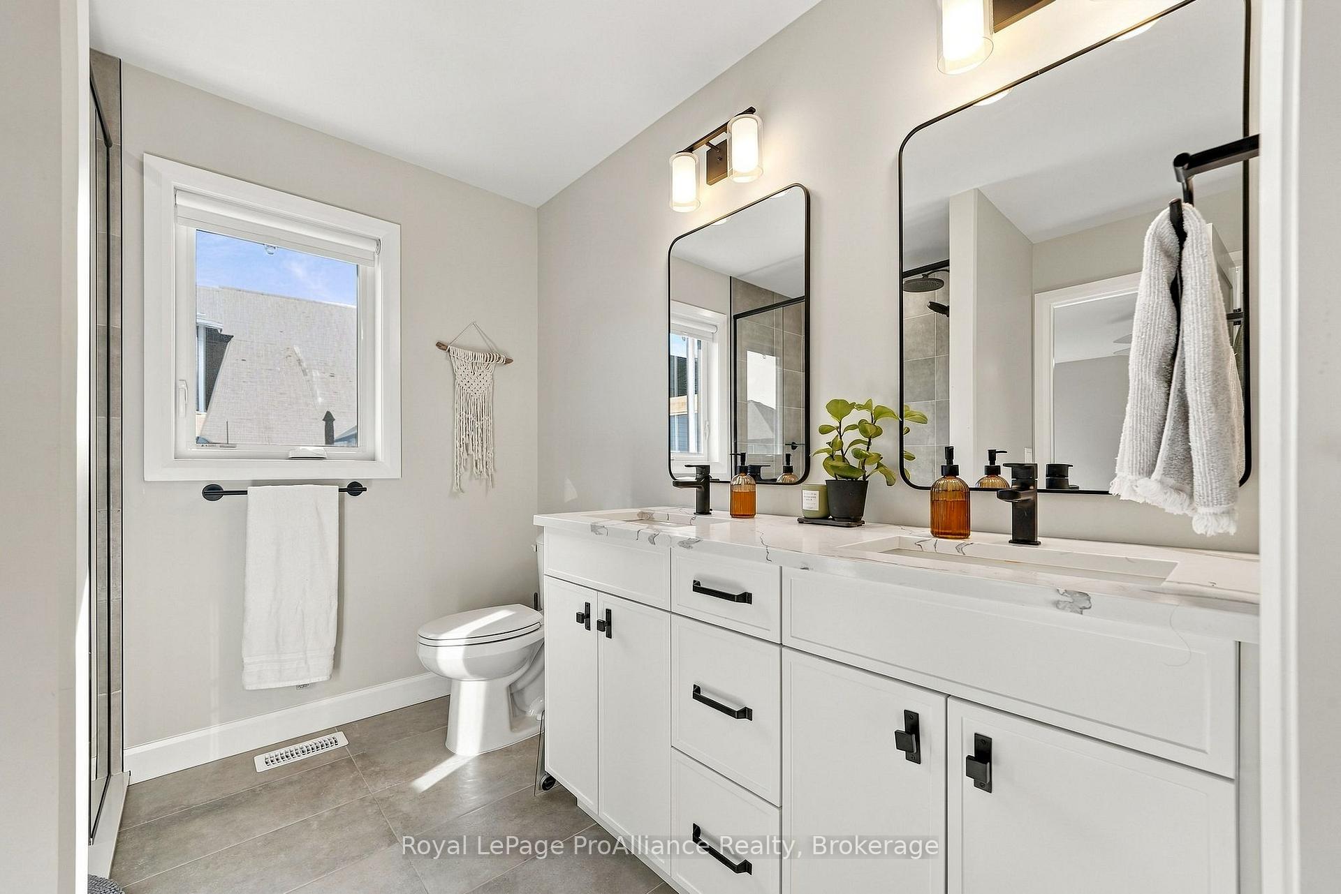 Photo 24 of 14 Horton Court, Belleville, Belleville Ward — HOMEH
