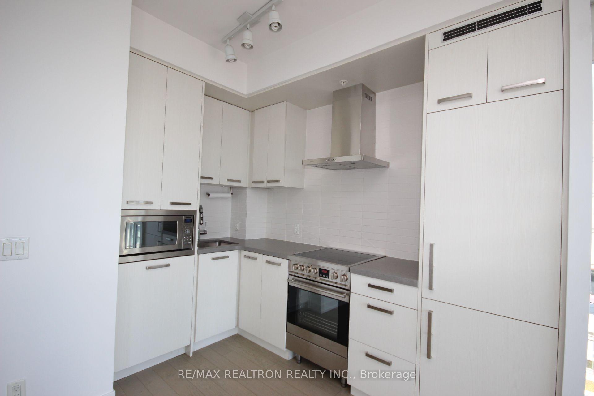 Photo 9 of Unit N1008, 455 Front Street E, Toronto, Waterfront Communities — HOMEH