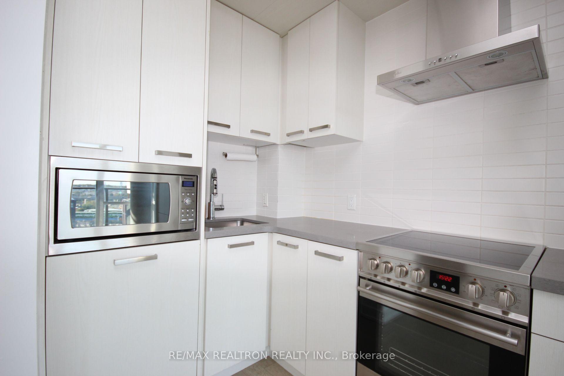 Photo 11 of Unit N1008, 455 Front Street E, Toronto, Waterfront Communities — HOMEH