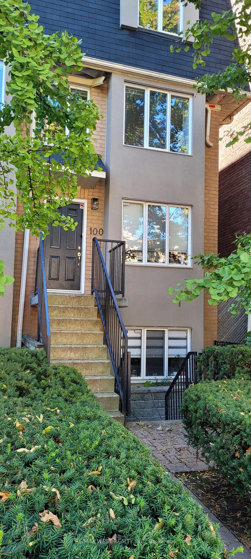Photo 1 of Unit 99, 208 Niagara Street, Toronto, Niagara — HOMEH