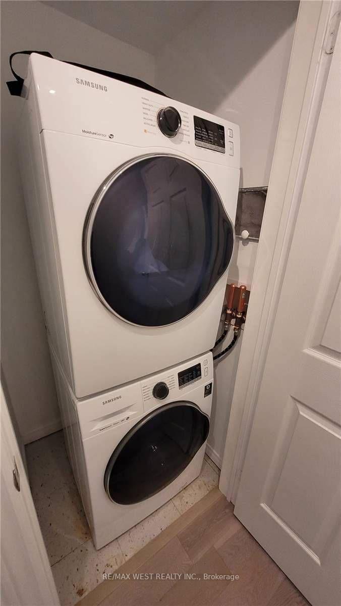 Photo 17 of Unit 99, 208 Niagara Street, Toronto, Niagara — HOMEH