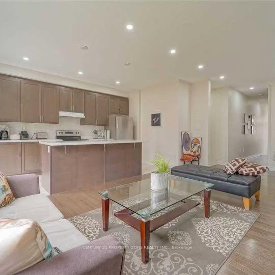 Photo 5 of Unit Upper, 17 Angelfish Road, Brampton, Northwest Brampton — HOMEH