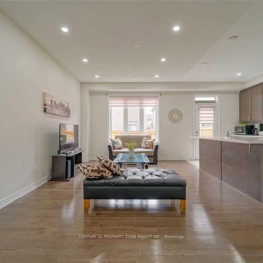 Photo 6 of Unit Upper, 17 Angelfish Road, Brampton, Northwest Brampton — HOMEH