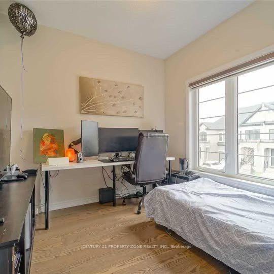 Photo 10 of Unit Upper, 17 Angelfish Road, Brampton, Northwest Brampton — HOMEH