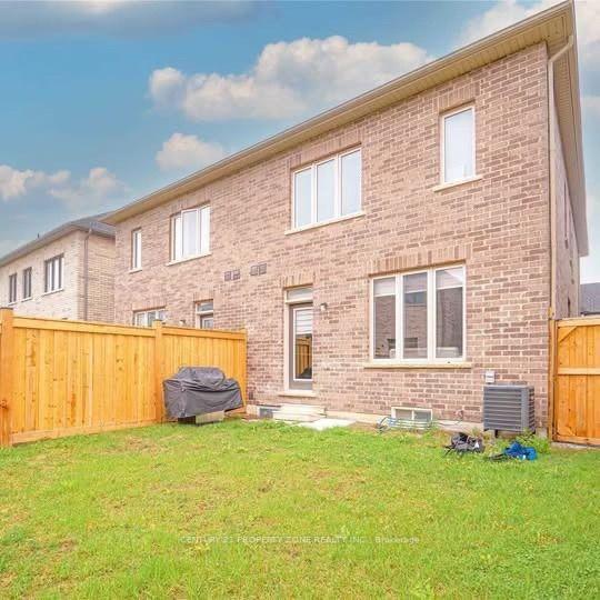 Photo 15 of Unit Upper, 17 Angelfish Road, Brampton, Northwest Brampton — HOMEH