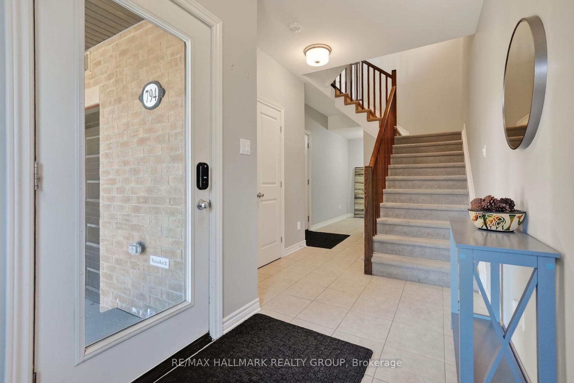 Photo 5 of 794 Cap Diamant Way, Ottawa, Camelot — HOMEH