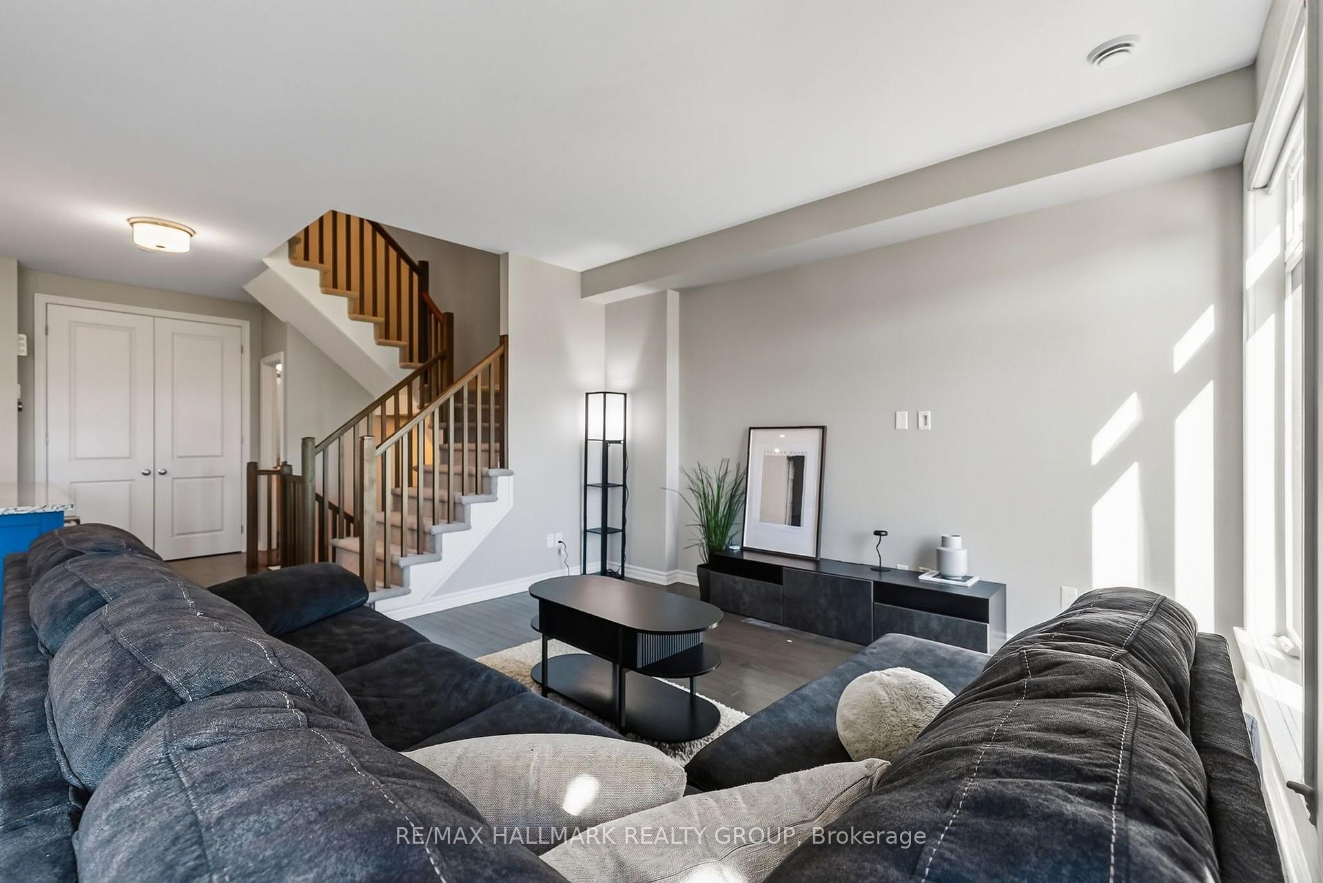 Photo 24 of 794 Cap Diamant Way, Ottawa, Camelot — HOMEH