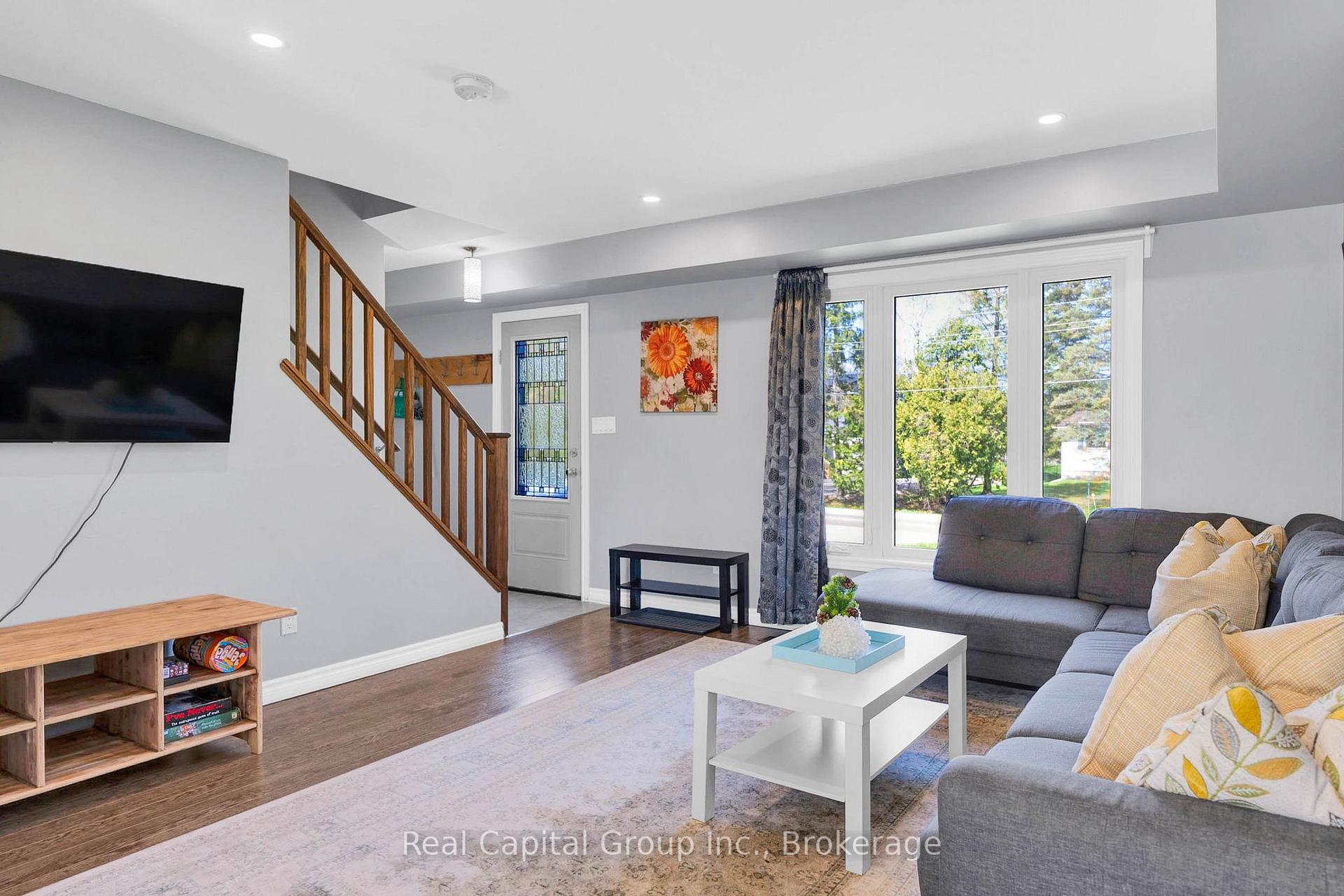 Photo 5 of 4 Pinewood Boulevard, Kawartha Lakes, Carden — HOMEH
