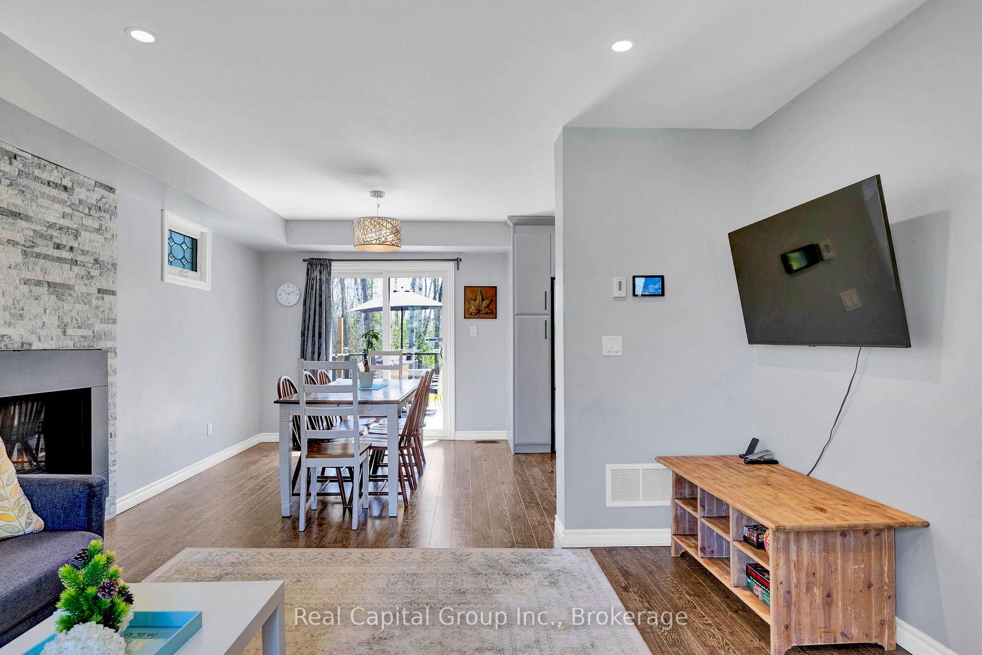 Photo 9 of 4 Pinewood Boulevard, Kawartha Lakes, Carden — HOMEH