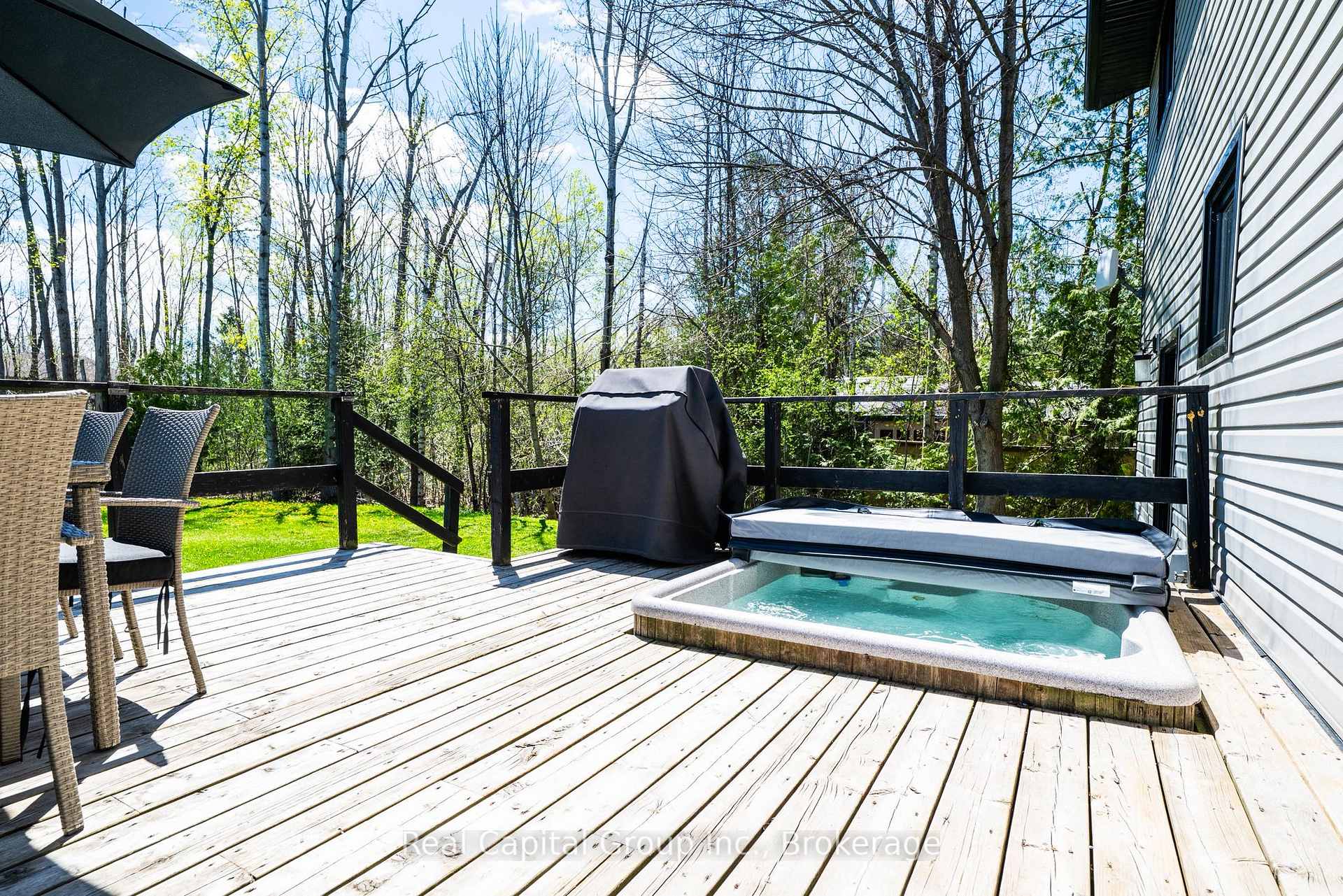 Photo 24 of 4 Pinewood Boulevard, Kawartha Lakes, Carden — HOMEH