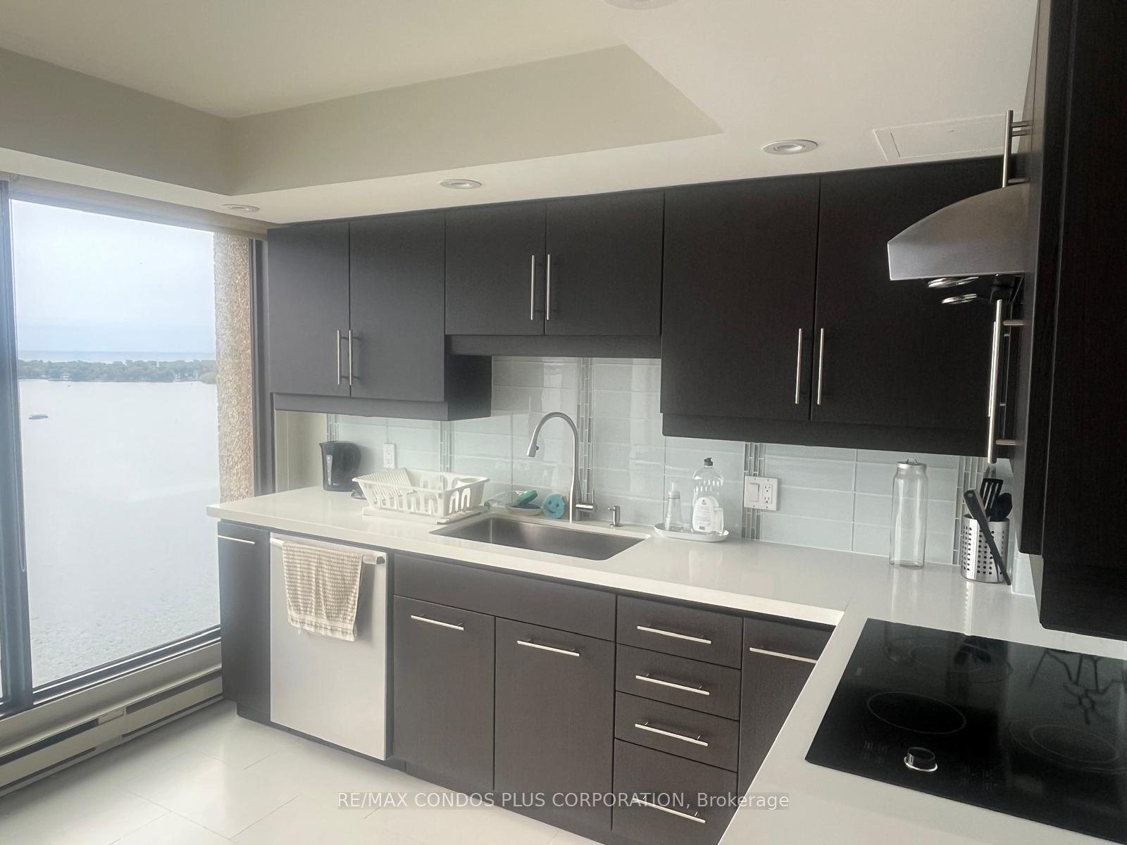 Photo 2 of Unit 2302, 65 Harbour Square, Toronto, Waterfront Communities — HOMEH