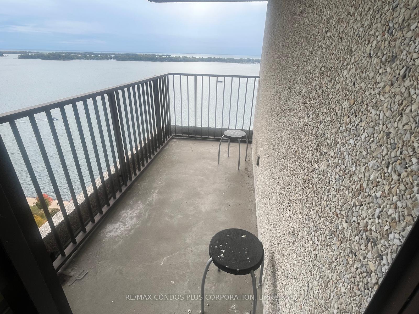 Photo 7 of Unit 2302, 65 Harbour Square, Toronto, Waterfront Communities — HOMEH