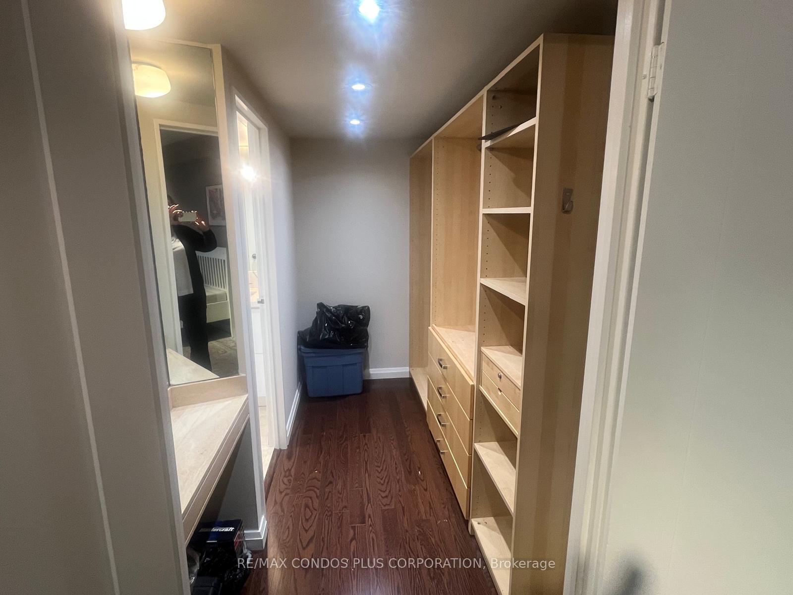 Photo 9 of Unit 2302, 65 Harbour Square, Toronto, Waterfront Communities — HOMEH