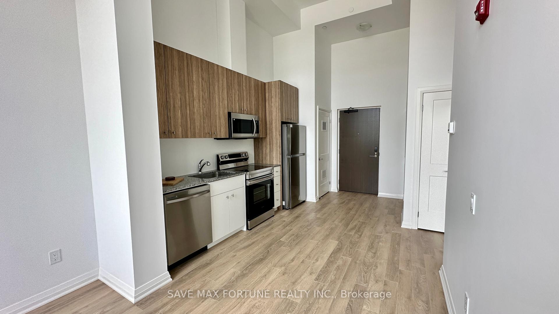 Photo 3 of Unit 110, 101 Golden Eagle Road, Waterloo, North Lakeshore — HOMEH