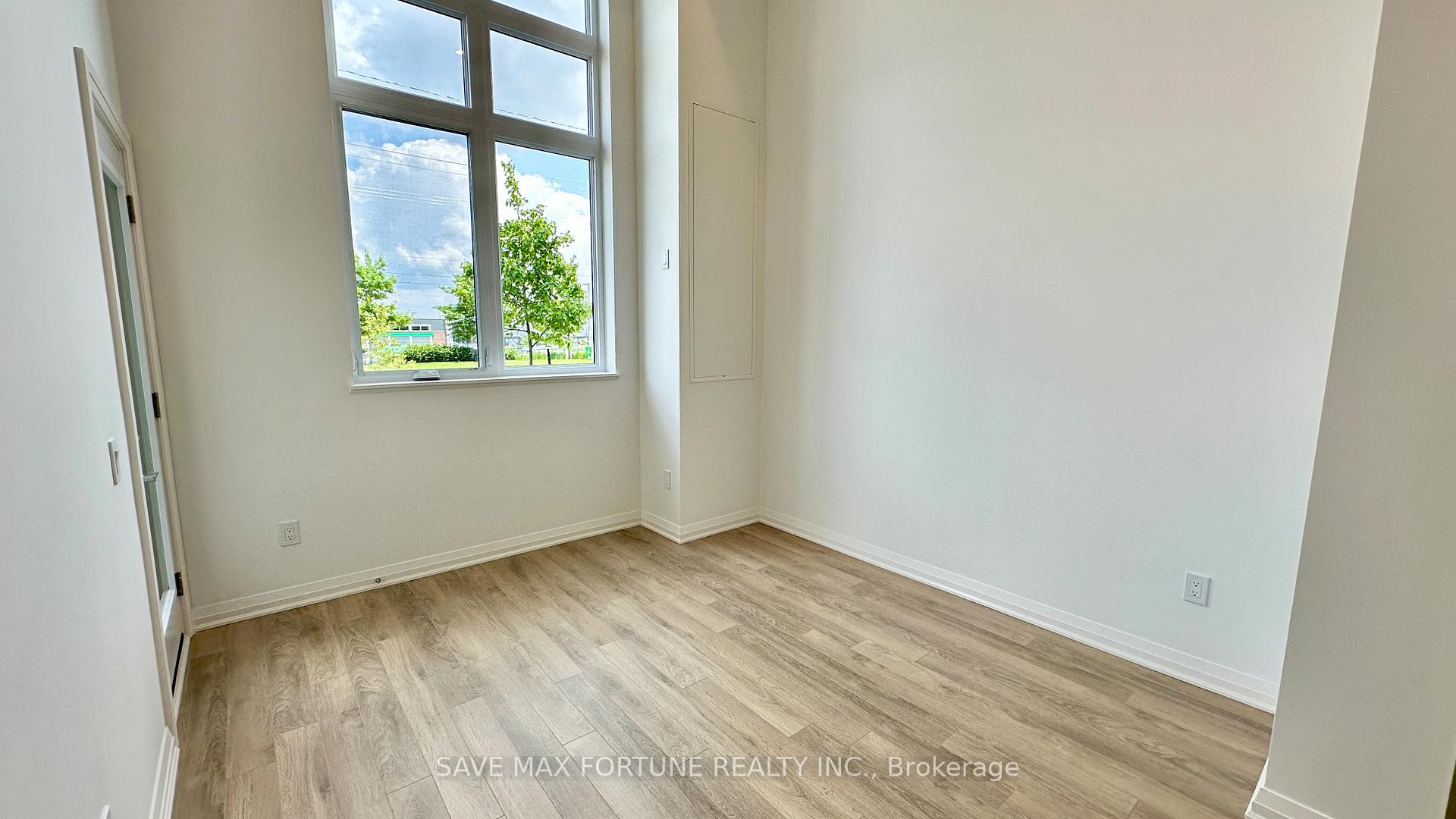 Photo 7 of Unit 110, 101 Golden Eagle Road, Waterloo, North Lakeshore — HOMEH