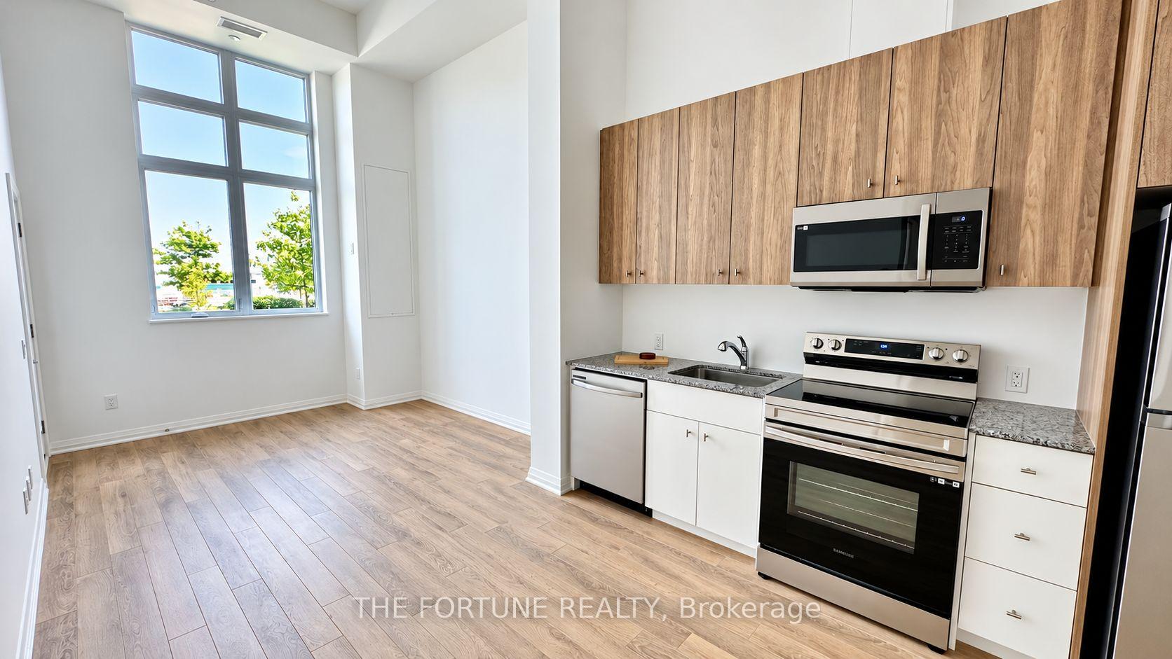Photo 10 of Unit 110, 101 Golden Eagle Road, Waterloo, North Lakeshore — HOMEH