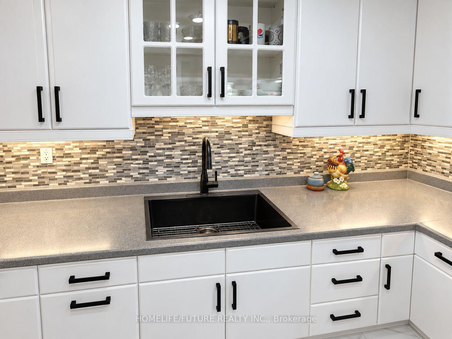 Photo 8 of Unit 112, 245 The Donway, North York, Banbury-Don Mills — HOMEH