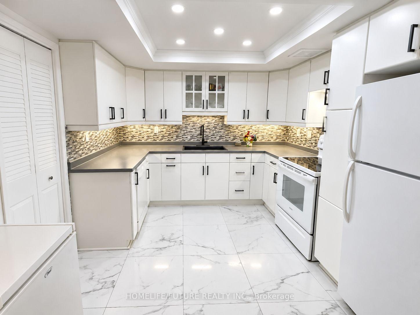 Photo 9 of Unit 112, 245 The Donway, North York, Banbury-Don Mills — HOMEH