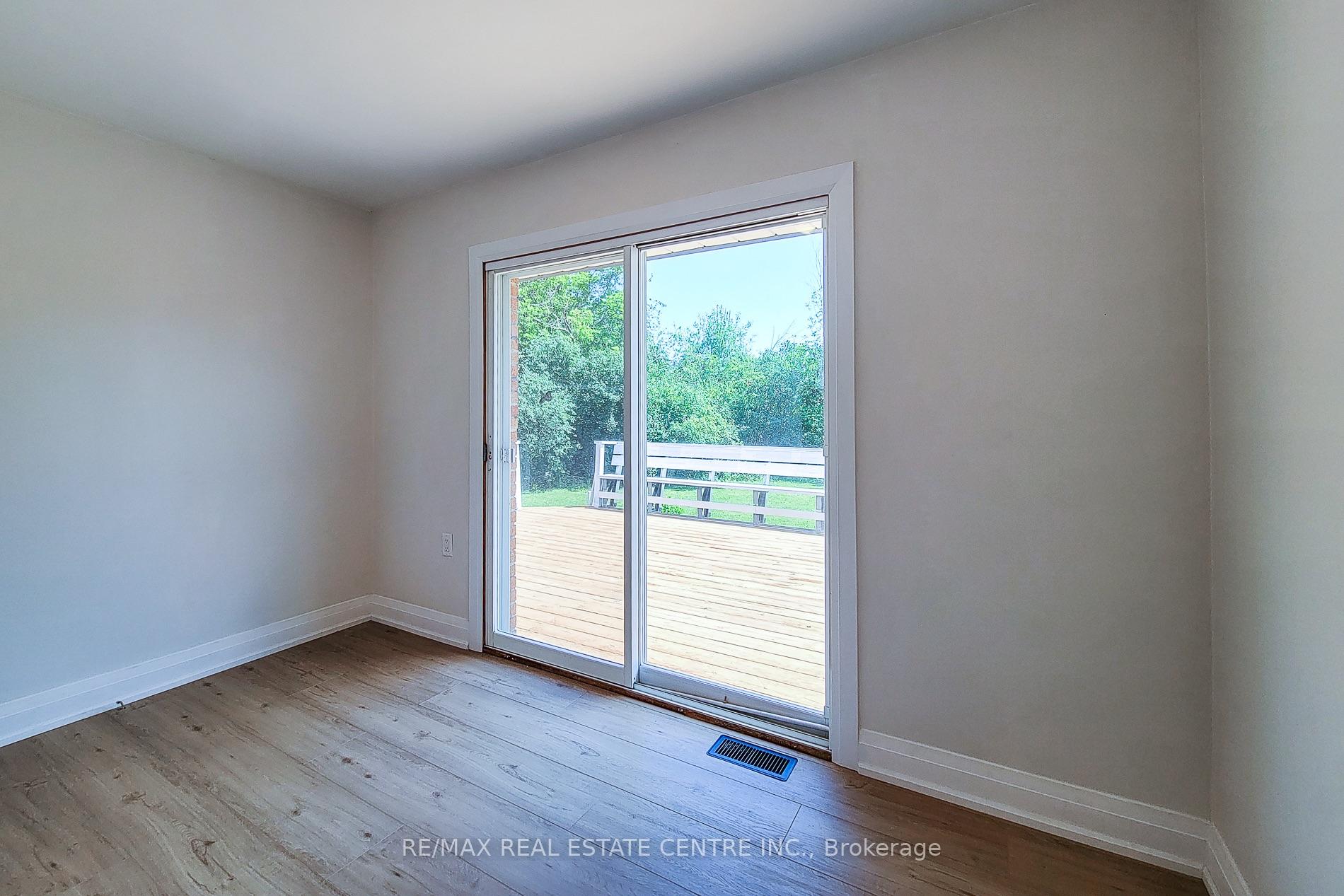 Photo 29 of 220 Winona Road, Hamilton, Winona — HOMEH