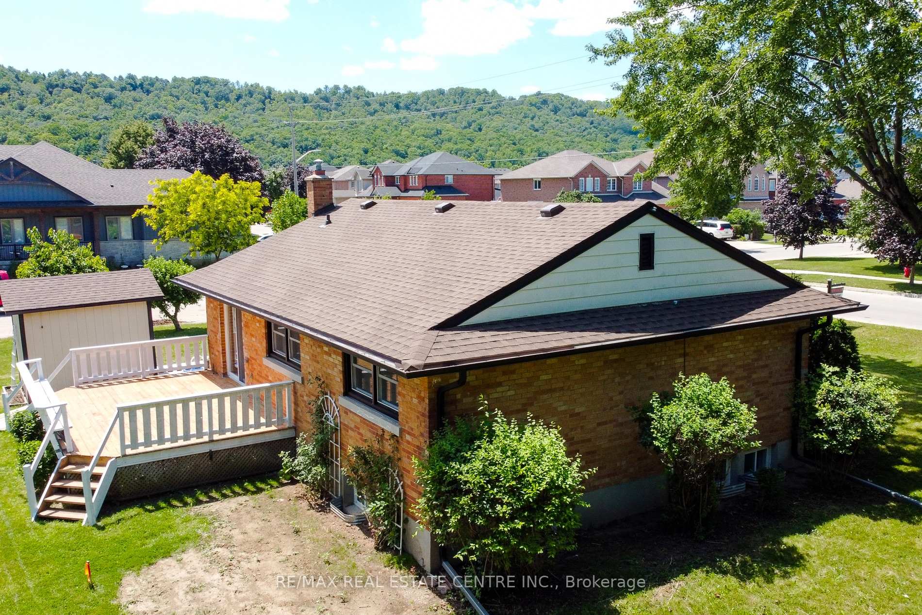 Photo 43 of 220 Winona Road, Hamilton, Winona — HOMEH