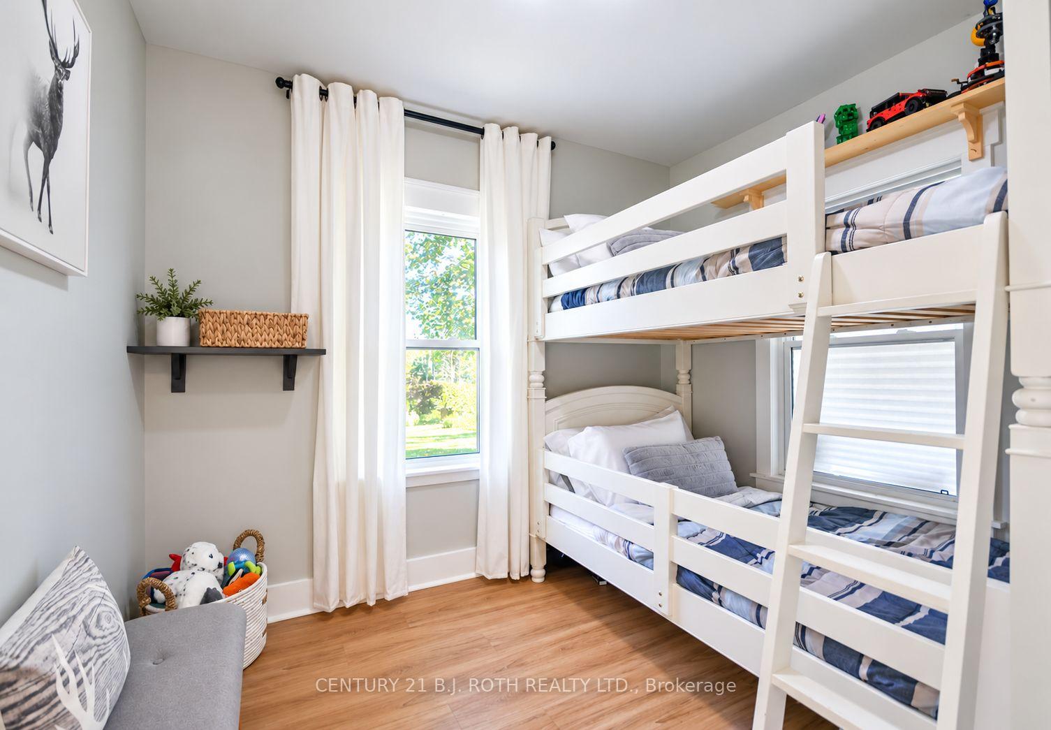 Photo 12 of 3358 Muskoka Street, Severn, Washago — HOMEH