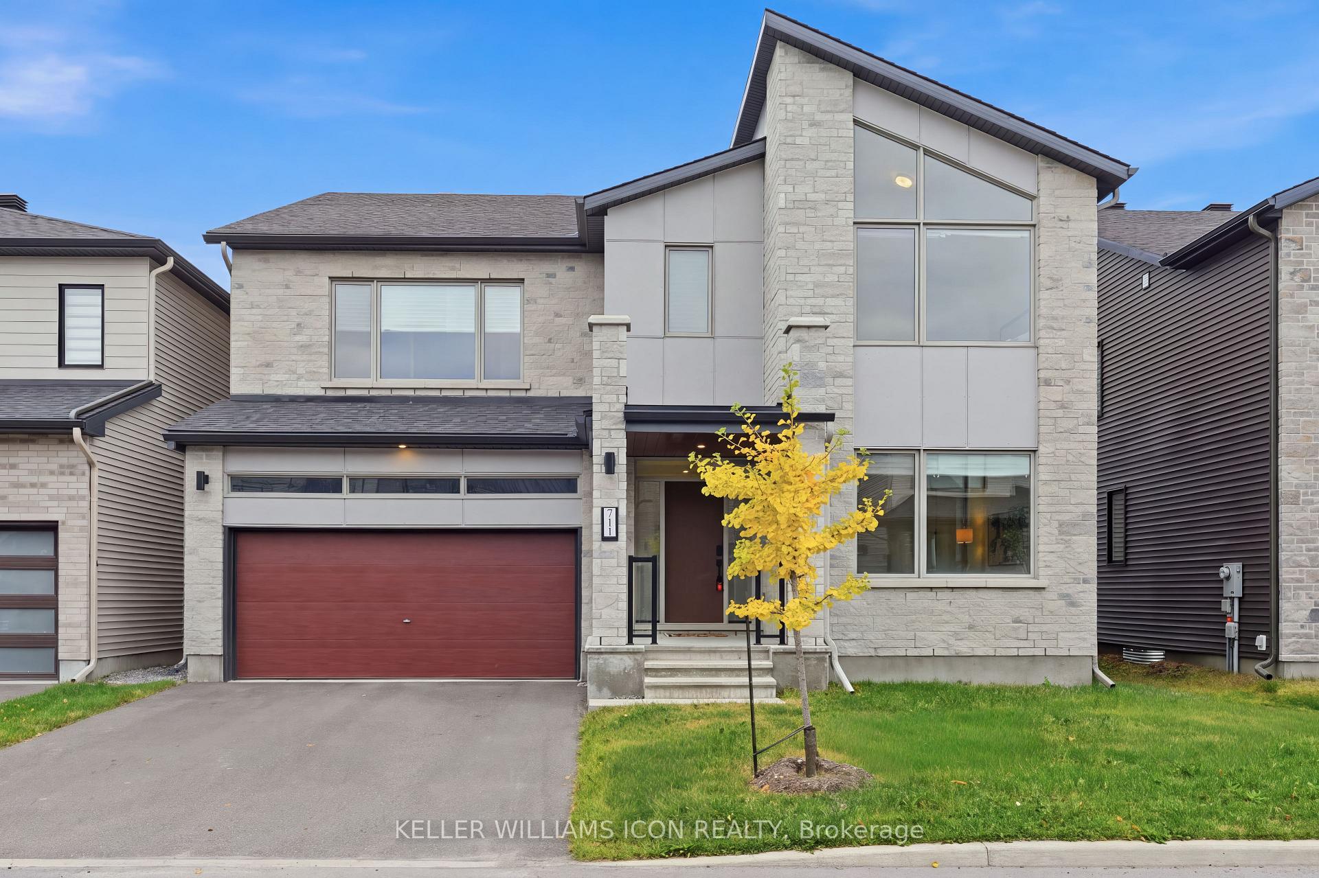 Photo 2 of 711 Fenwick Way, Ottawa, Barrhaven - Stonebridge — HOMEH