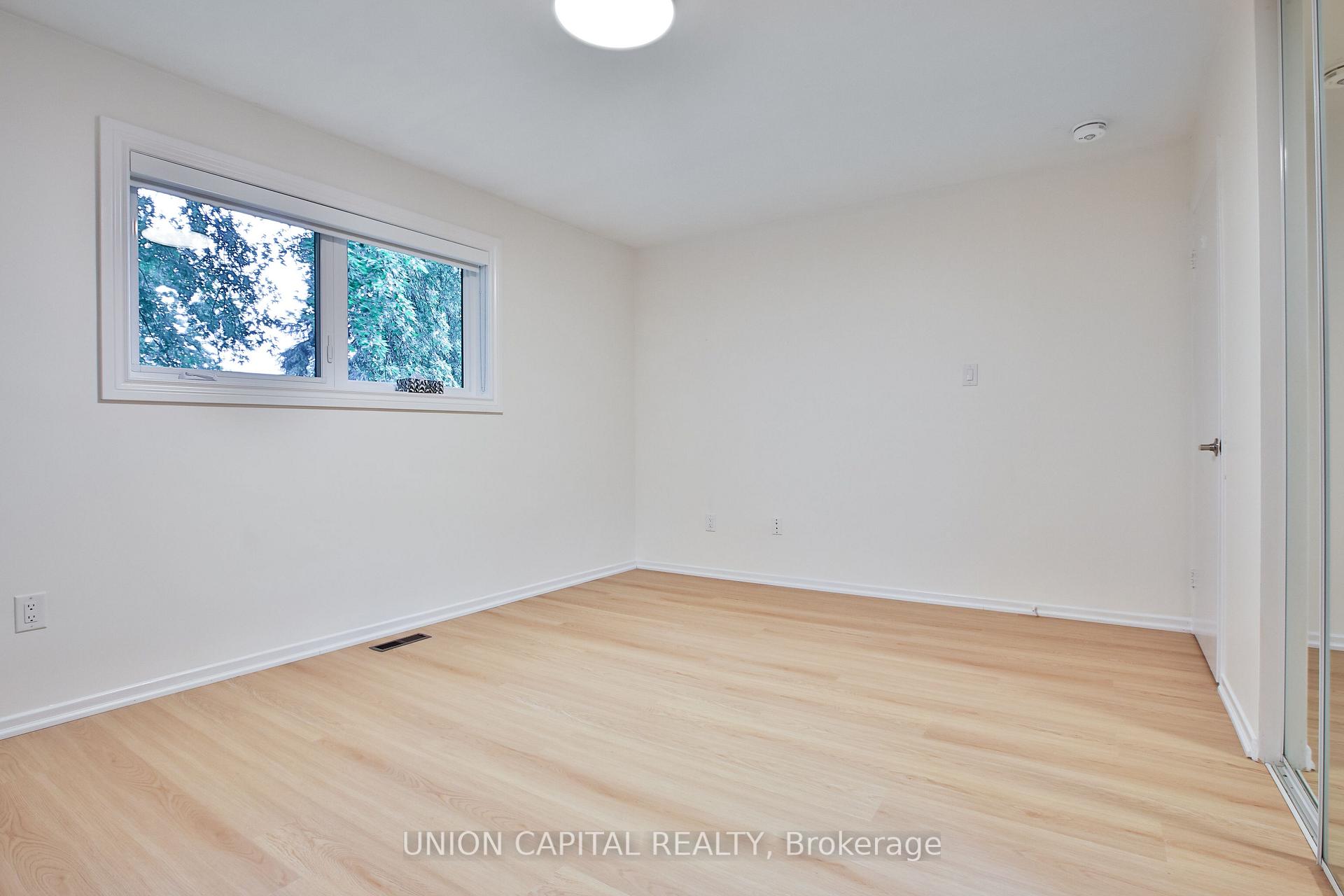 Photo 12 of Unit Upper, 131 Romfield Circuit, Markham, Royal Orchard — HOMEH