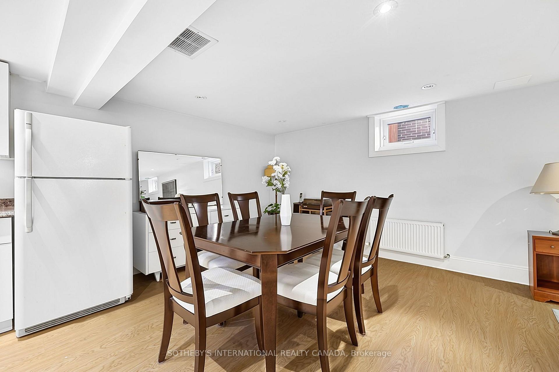 Photo 21 of 16 Smithfield Drive, Etobicoke, Stonegate-Queensway — HOMEH