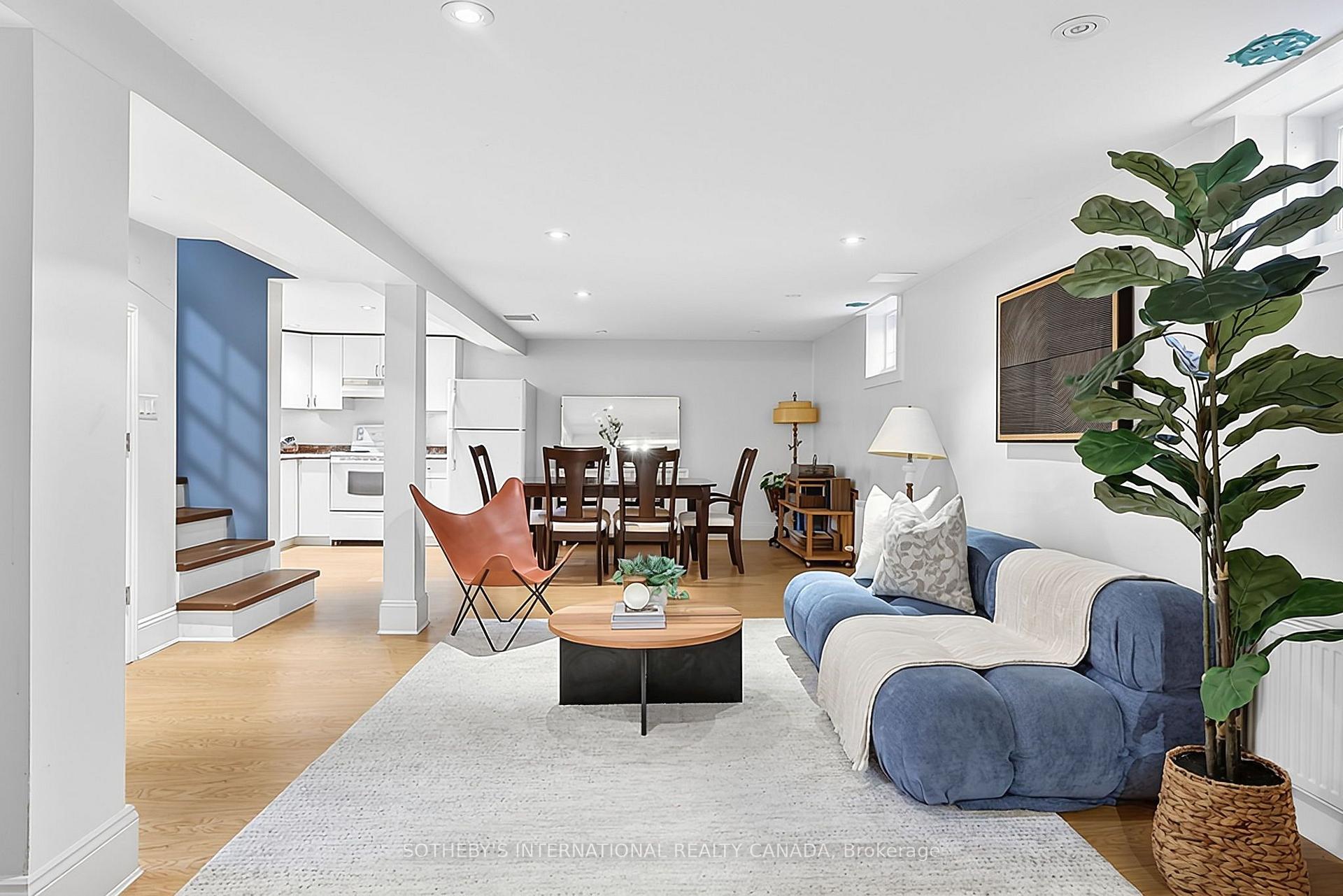 Photo 22 of 16 Smithfield Drive, Etobicoke, Stonegate-Queensway — HOMEH