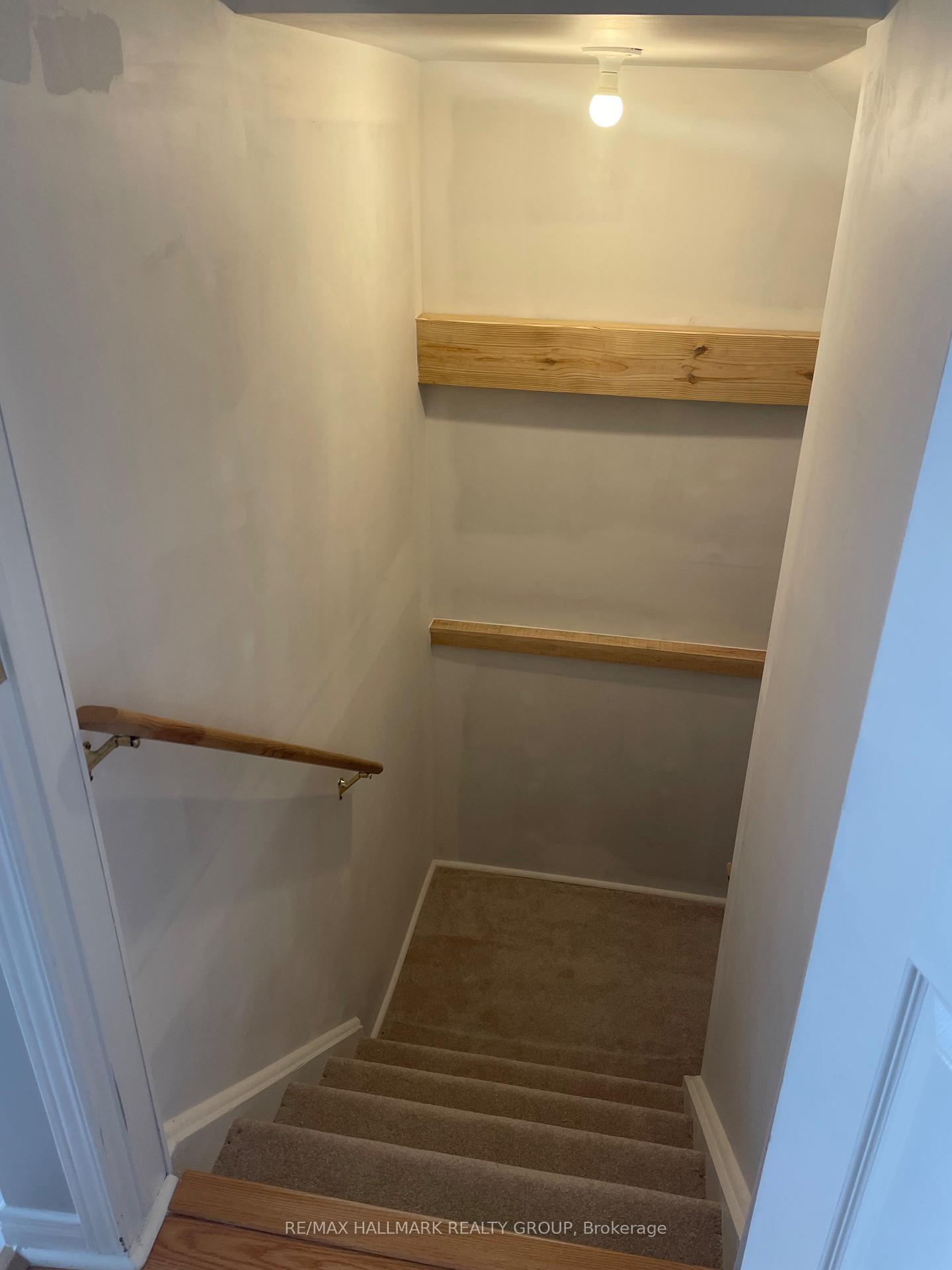 Photo 27 of 2203 Saturn Crescent, Ottawa, Fallingbrook/Gardenway South — HOMEH