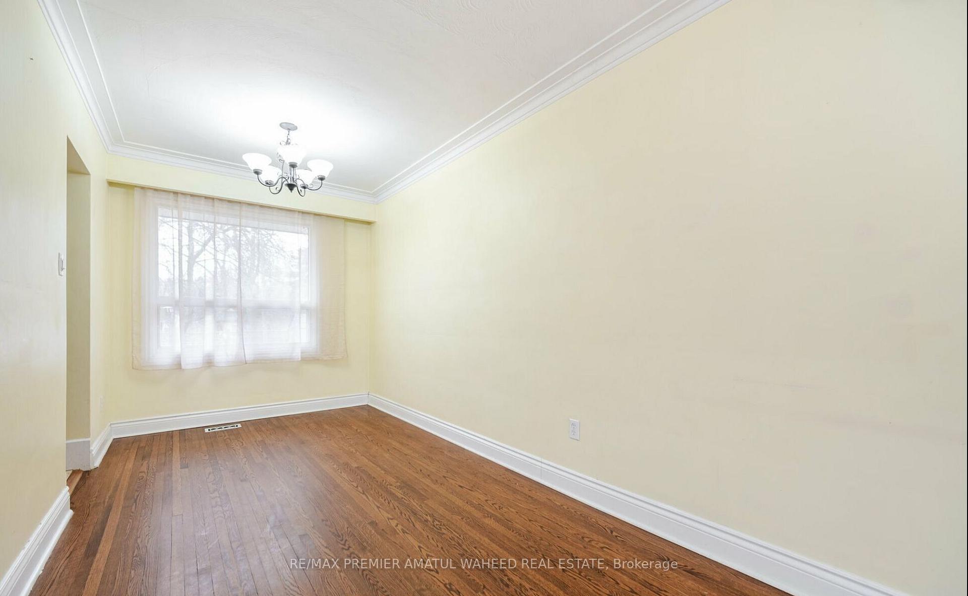 Photo 9 of 2036 Constance Drive, Oakville, Ford — HOMEH