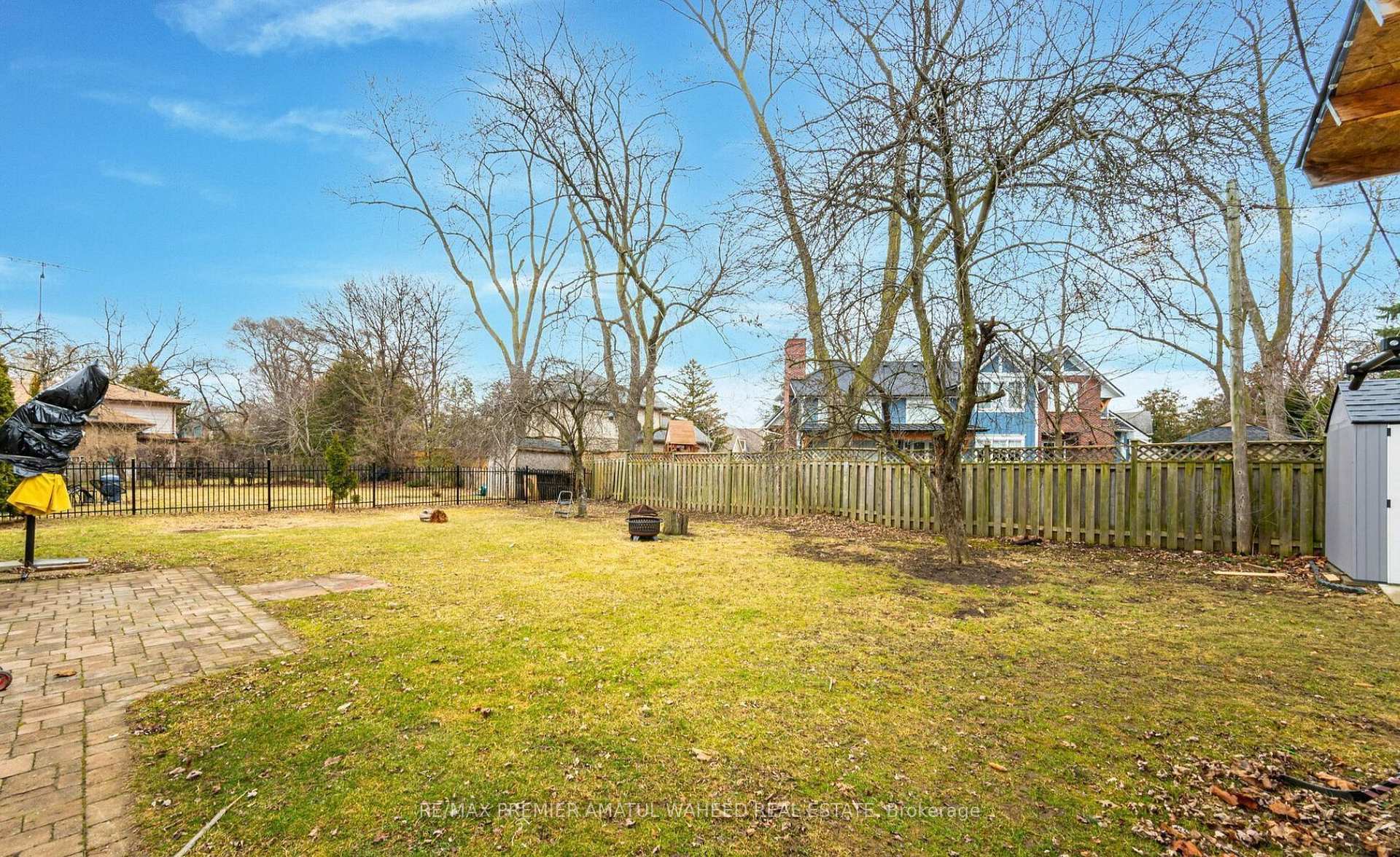 Photo 19 of 2036 Constance Drive, Oakville, Ford — HOMEH