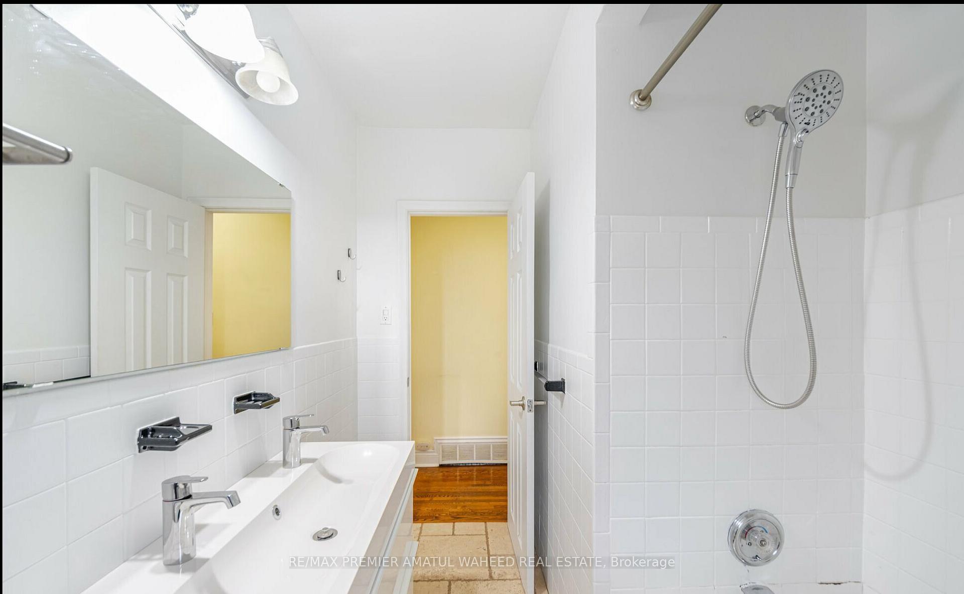 Photo 25 of 2036 Constance Drive, Oakville, Ford — HOMEH