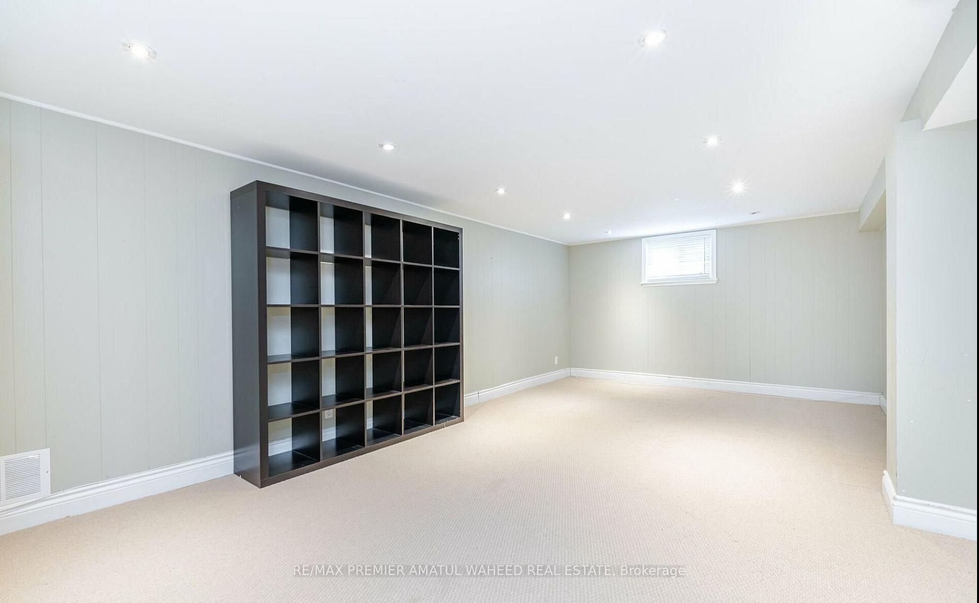 Photo 31 of 2036 Constance Drive, Oakville, Ford — HOMEH