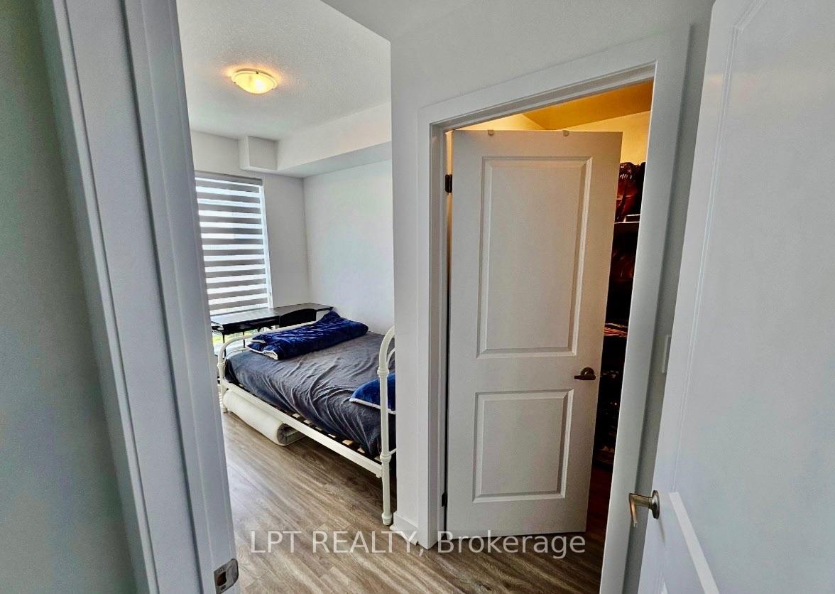 Photo 10 of Unit 912, 450 Dundas Street E, Hamilton, Waterdown — HOMEH