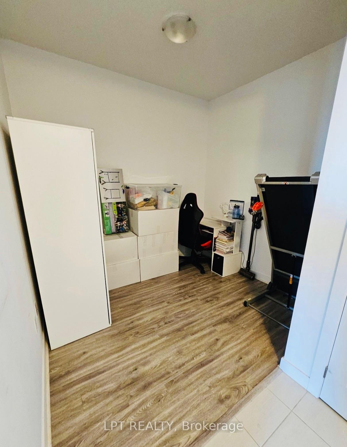 Photo 15 of Unit 912, 450 Dundas Street E, Hamilton, Waterdown — HOMEH