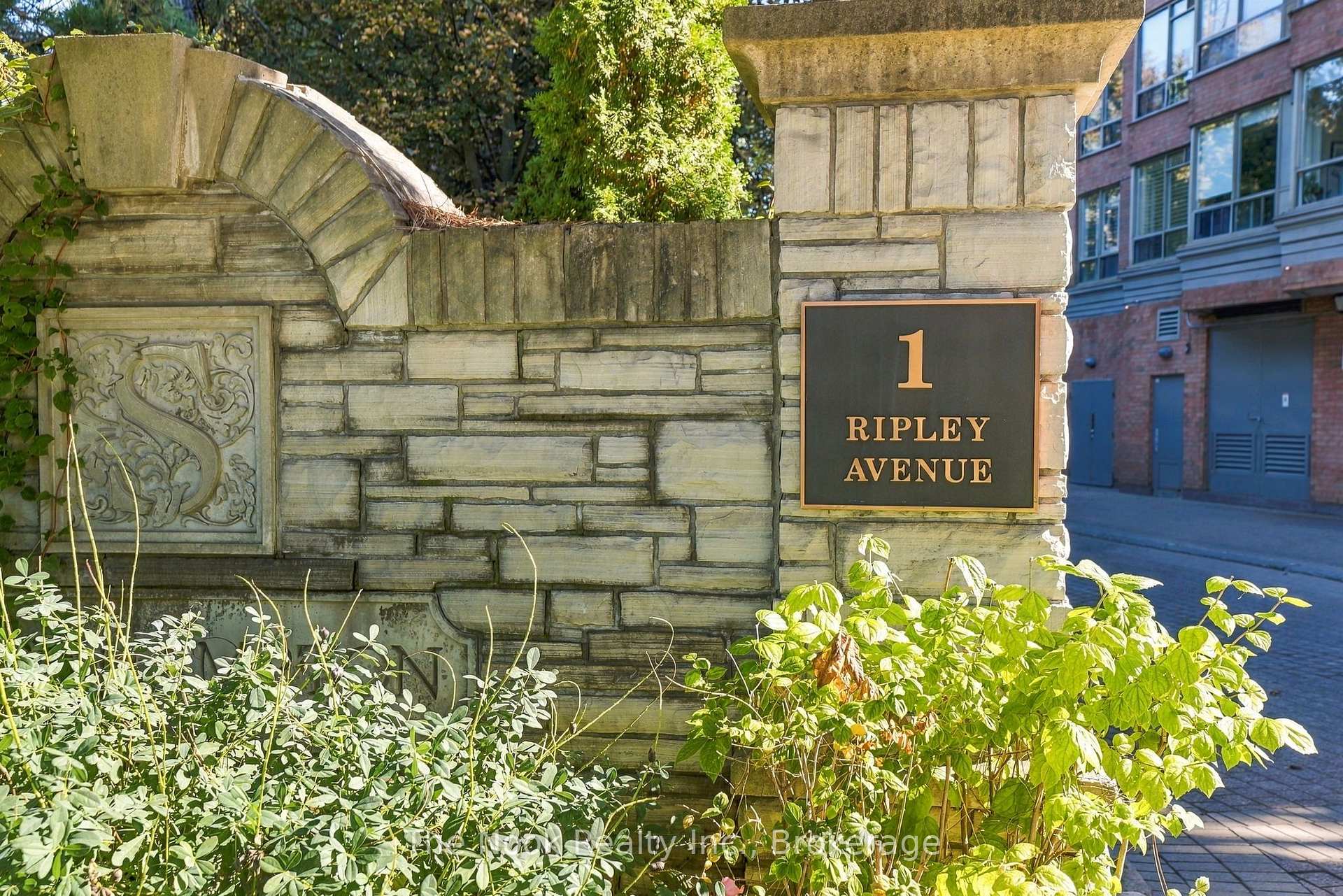 Photo 3 of Unit 213, 1 Ripley Avenue, Toronto, High Park-Swansea — HOMEH
